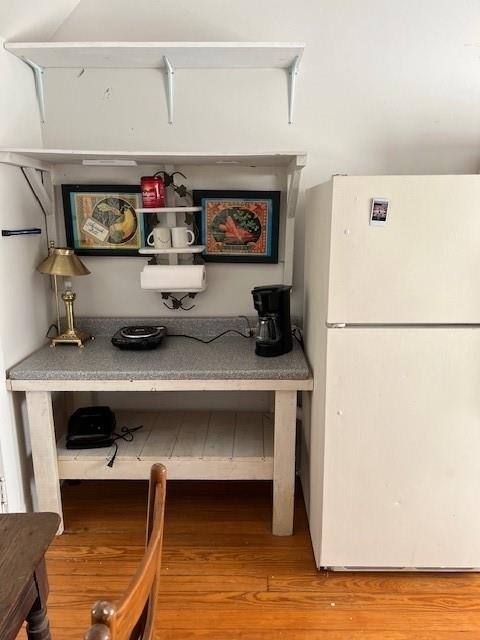 212 N Resident Street - Photo 4