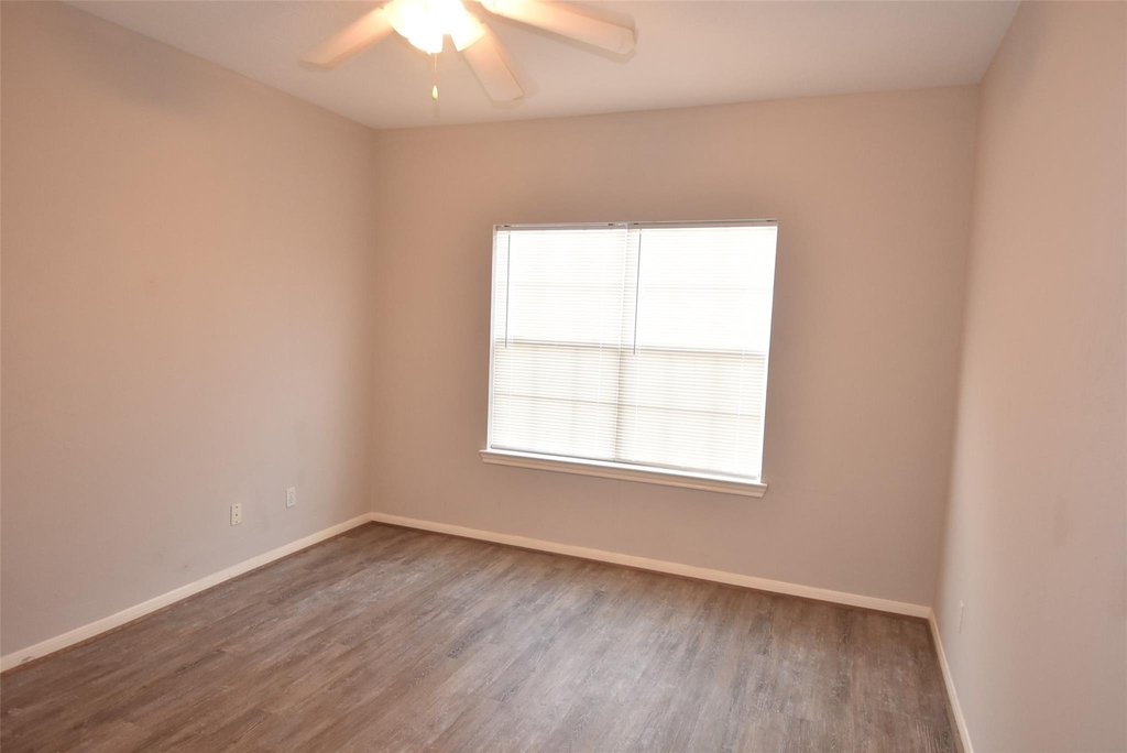 12565 Melville Drive - Photo 11
