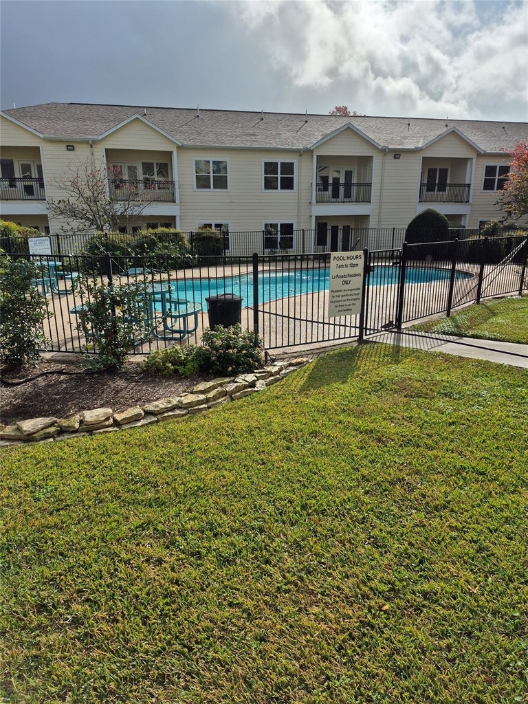 12565 Melville Drive - Photo 2