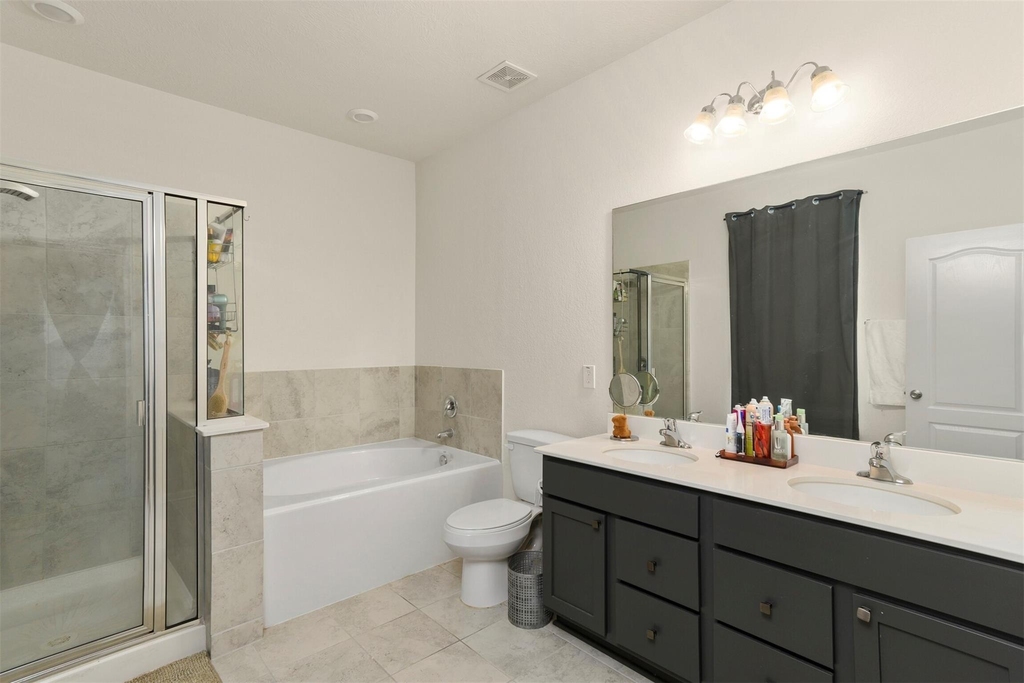 11654 Rosewood Forest Court - Photo 18