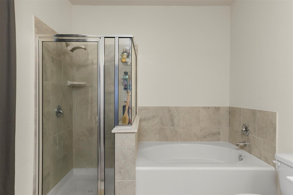 11654 Rosewood Forest Court - Photo 19