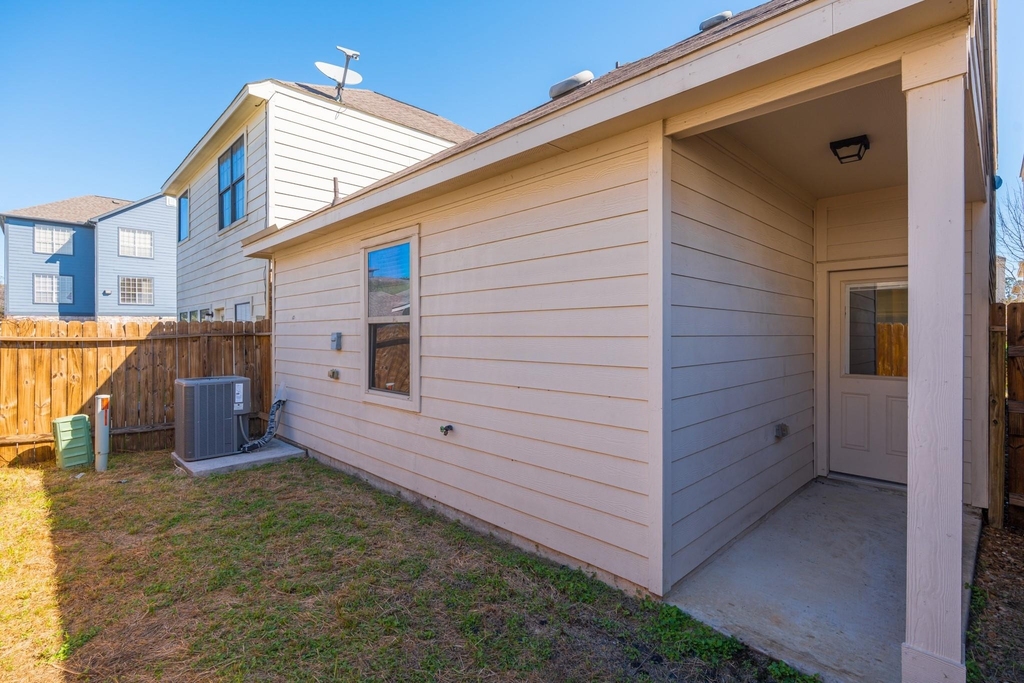 13527 Vista De Oro Street - Photo 26