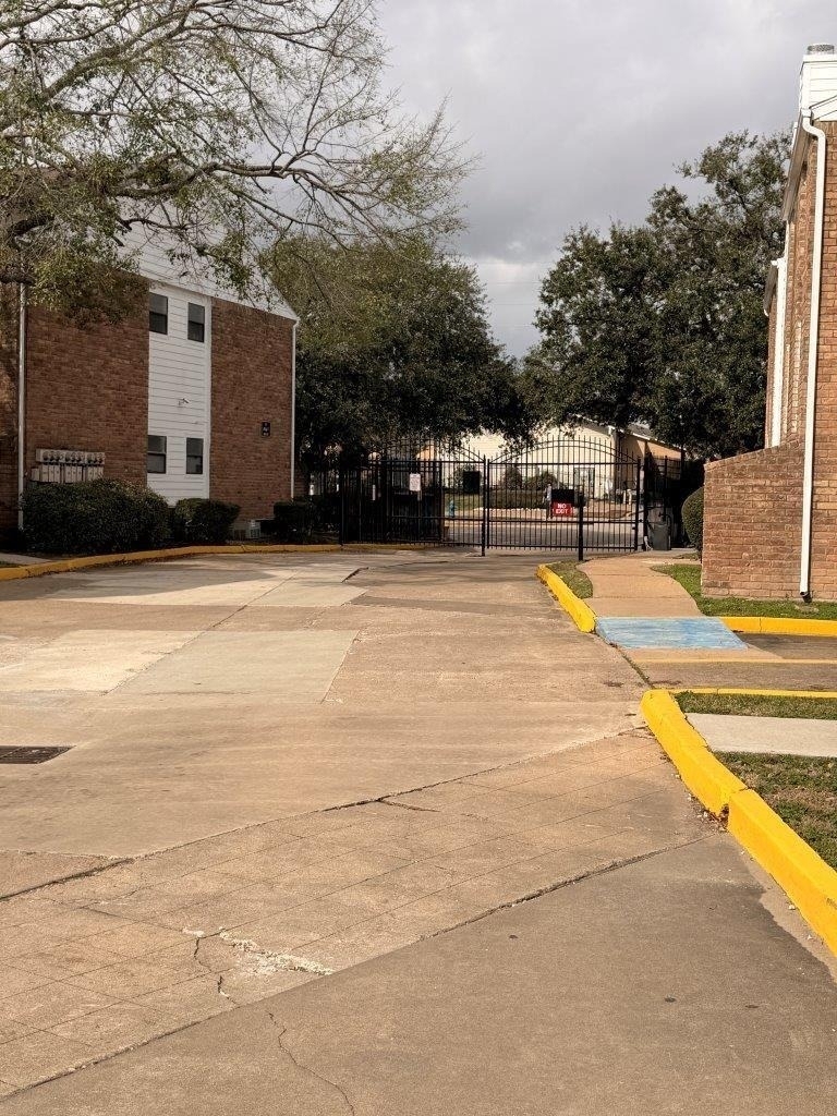 7901 Cambridge Street - Photo 17