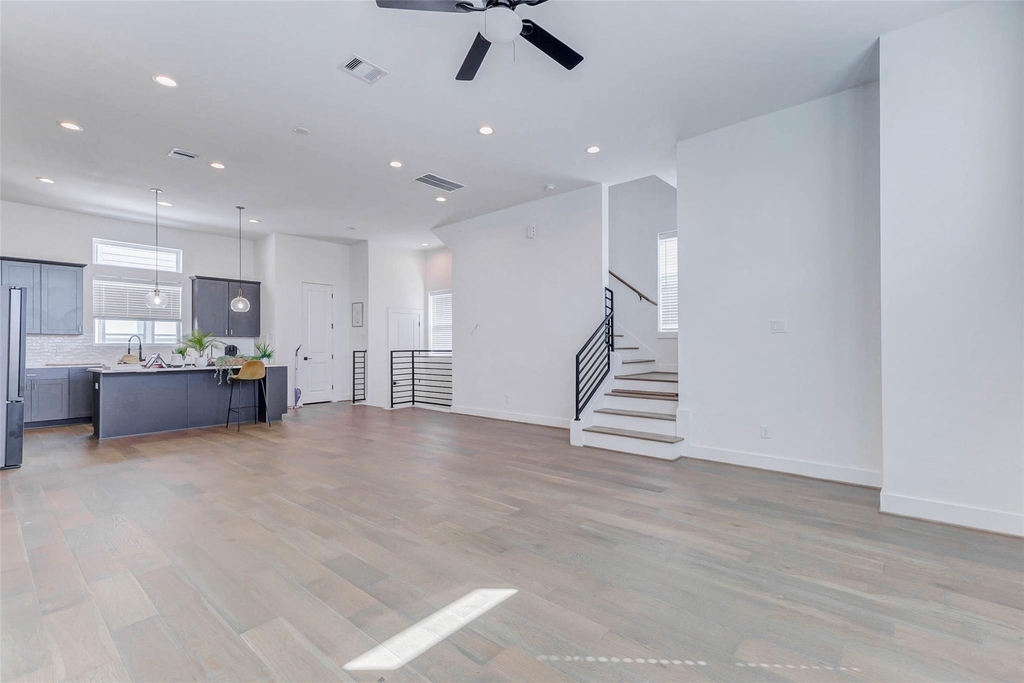 334 Eastwood Street - Photo 11