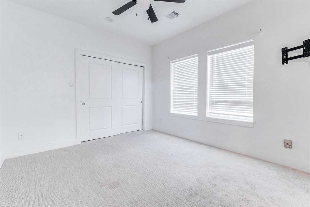 334 Eastwood Street - Photo 21