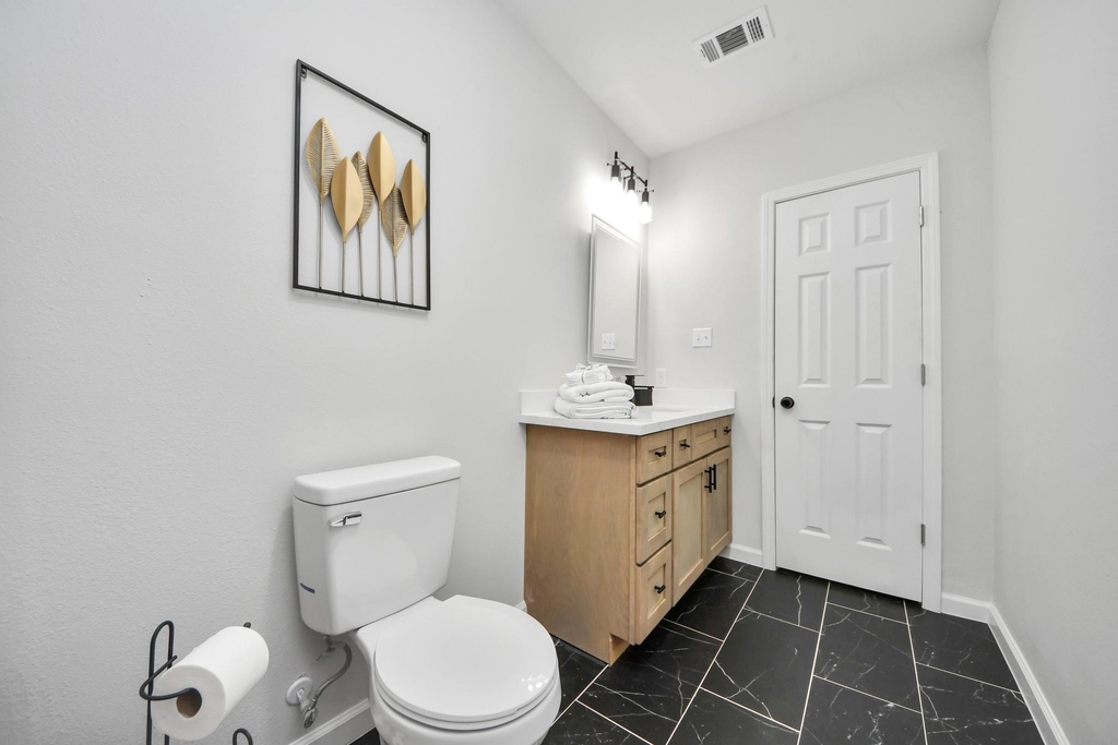 2811 Winbern Street - Photo 27