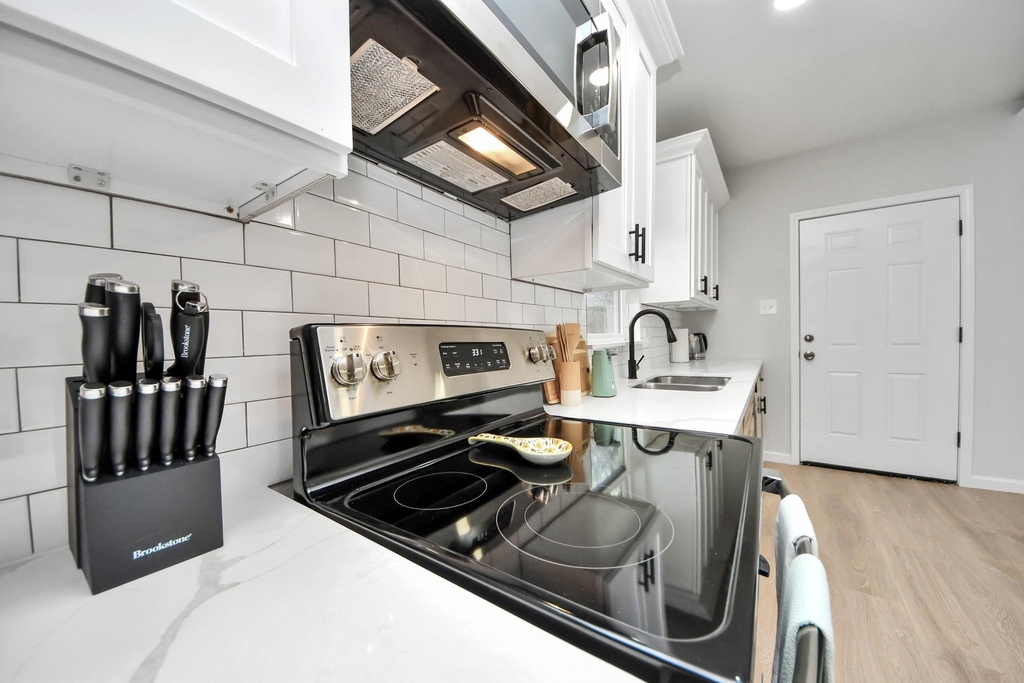 2811 Winbern Street - Photo 17