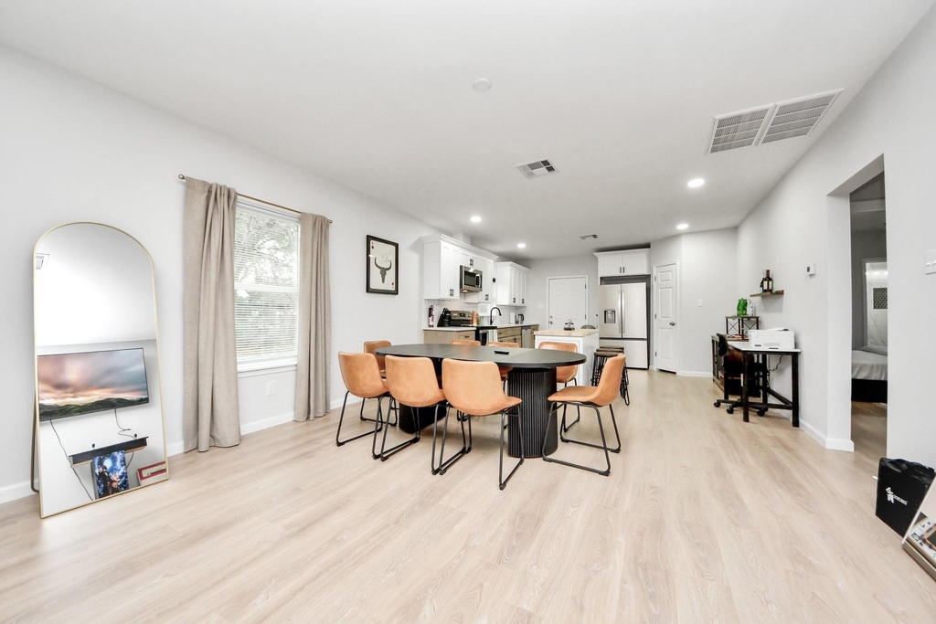 2811 Winbern Street - Photo 8