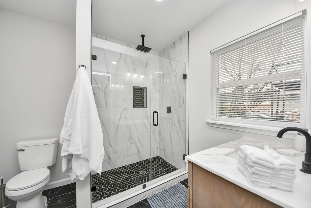 2811 Winbern Street - Photo 35