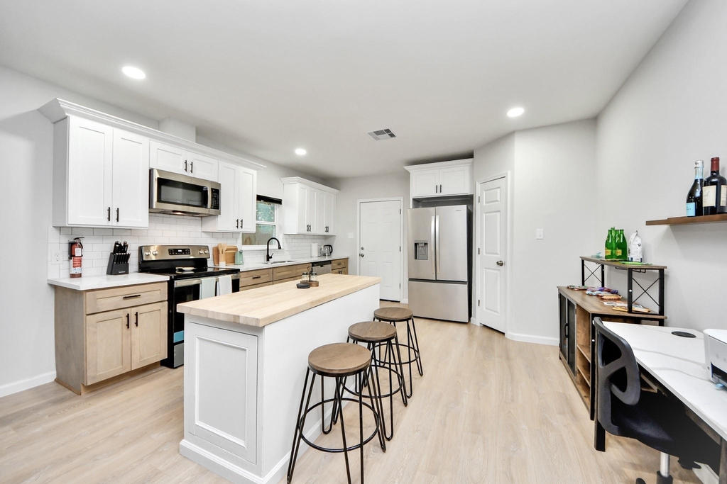 2811 Winbern Street - Photo 3