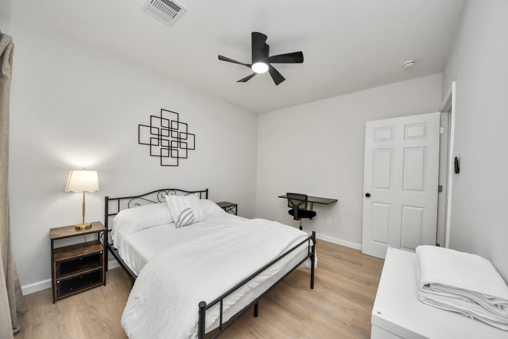 2811 Winbern Street - Photo 4