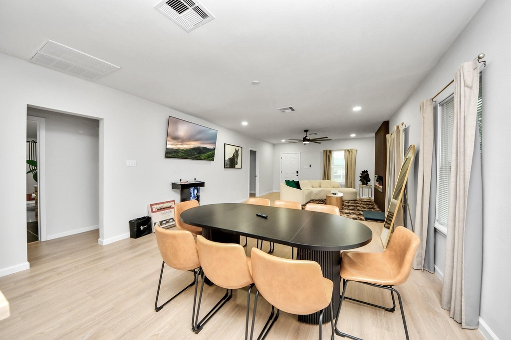 2811 Winbern Street - Photo 2