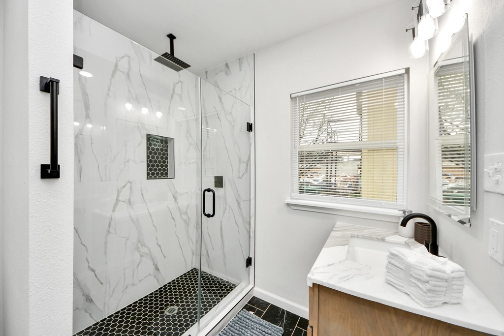 2811 Winbern Street - Photo 38