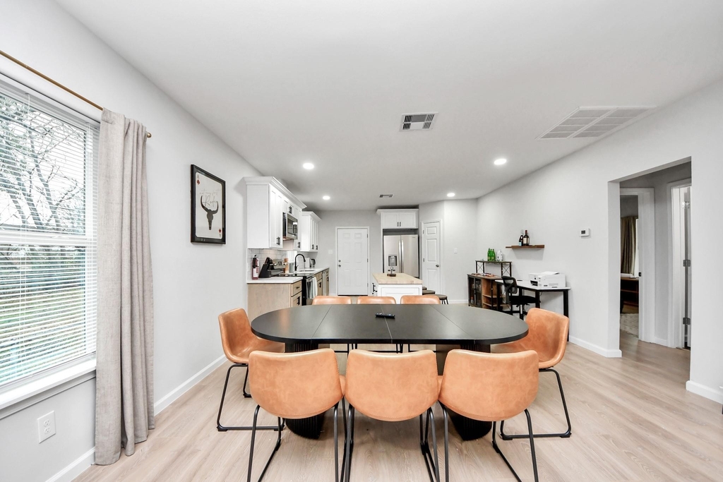 2811 Winbern Street - Photo 9