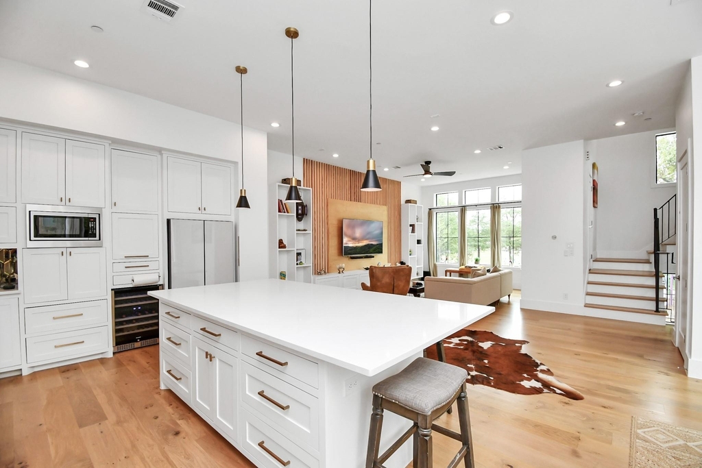 2303 Yupon Street - Photo 20