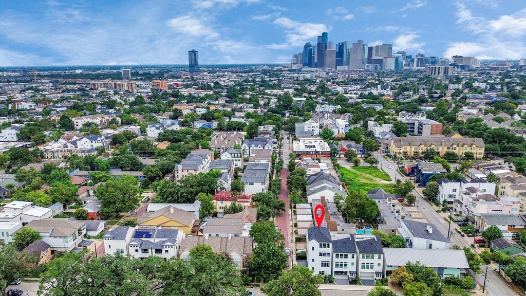 2303 Yupon Street - Photo 47