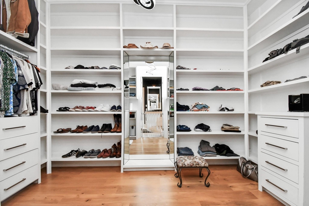 2303 Yupon Street - Photo 36