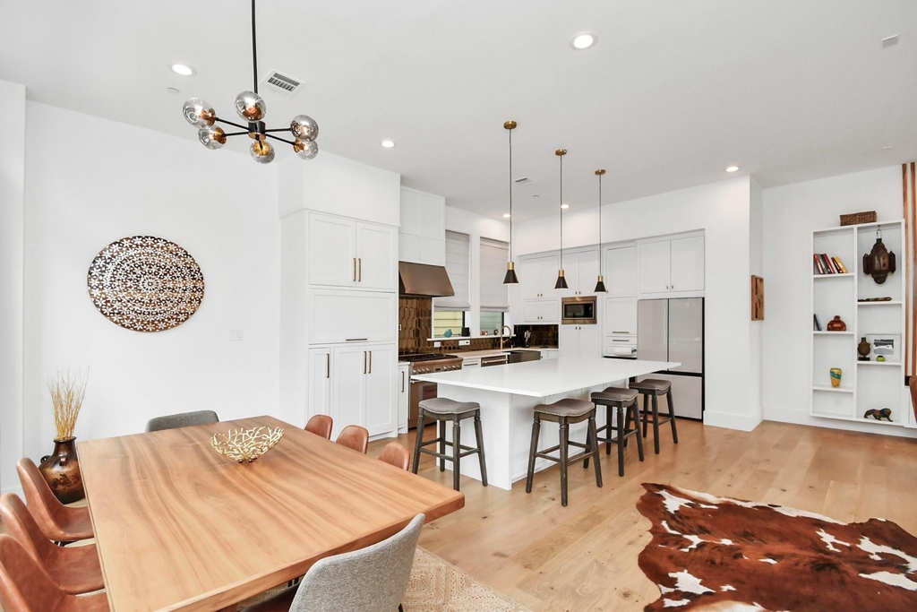 2303 Yupon Street - Photo 27