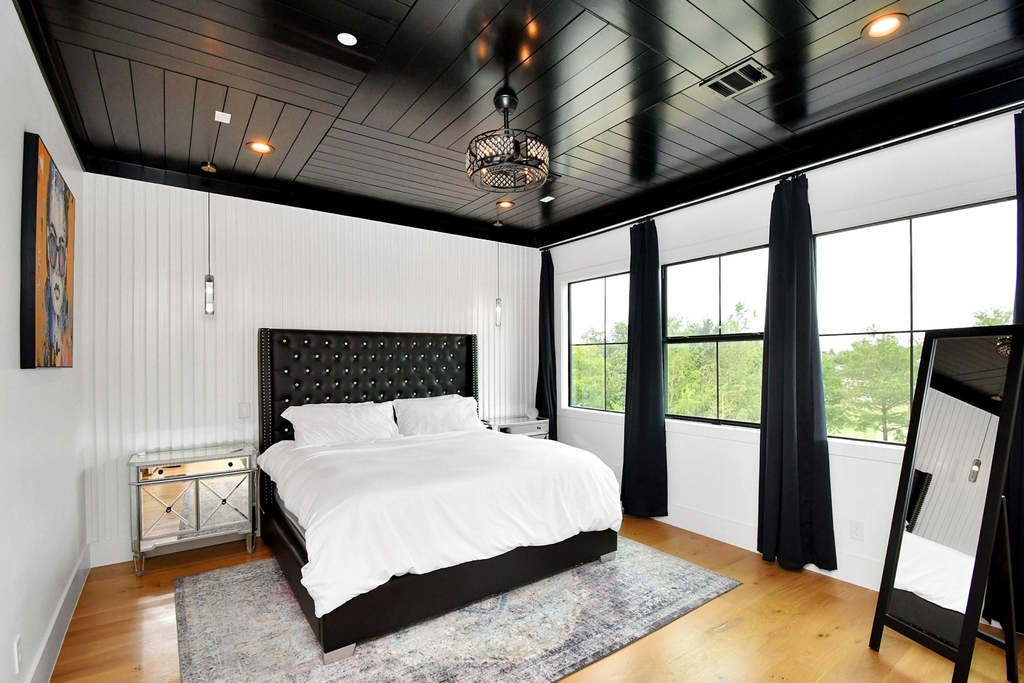 2303 Yupon Street - Photo 29