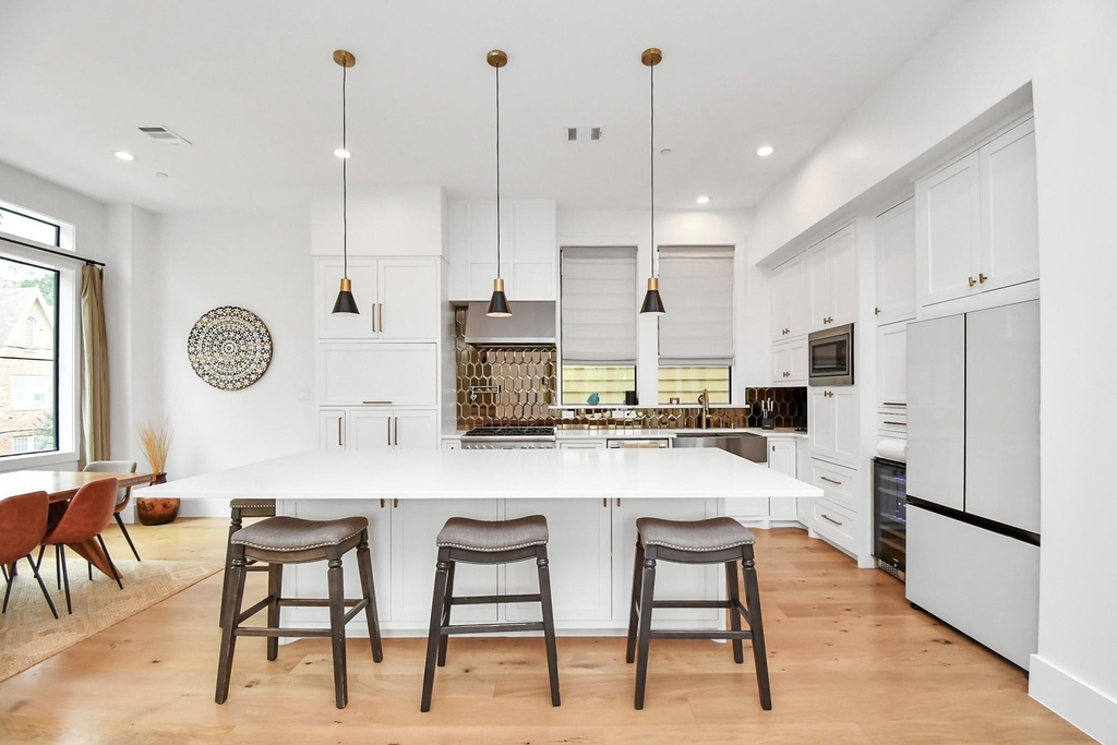 2303 Yupon Street - Photo 17
