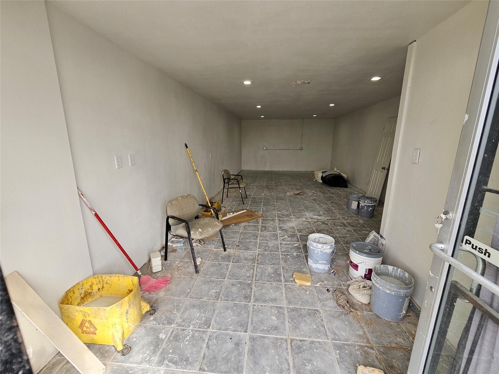 2116 Lockwood Drive - Photo 12
