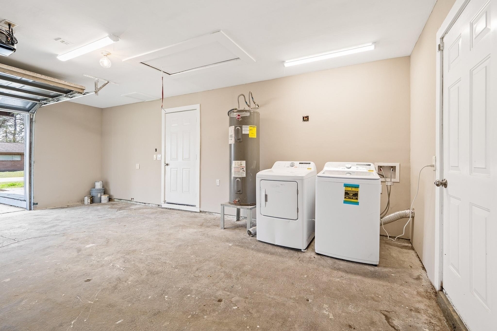 2222 Peppermill Road - Photo 35
