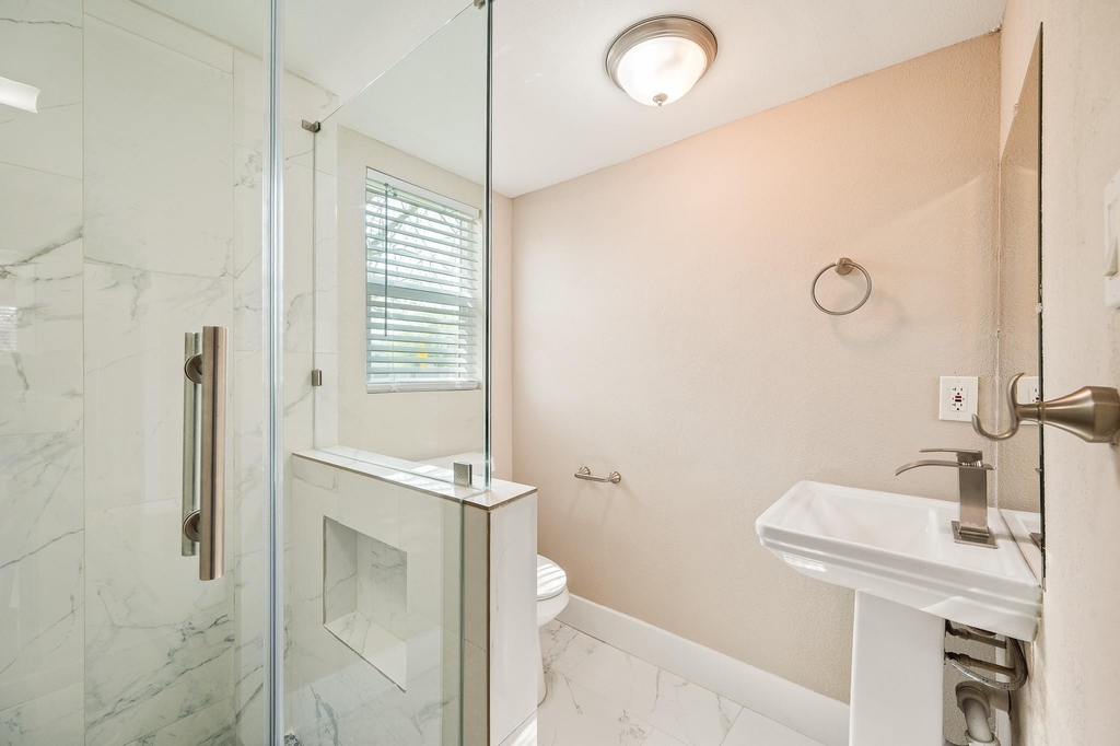 2222 Peppermill Road - Photo 29