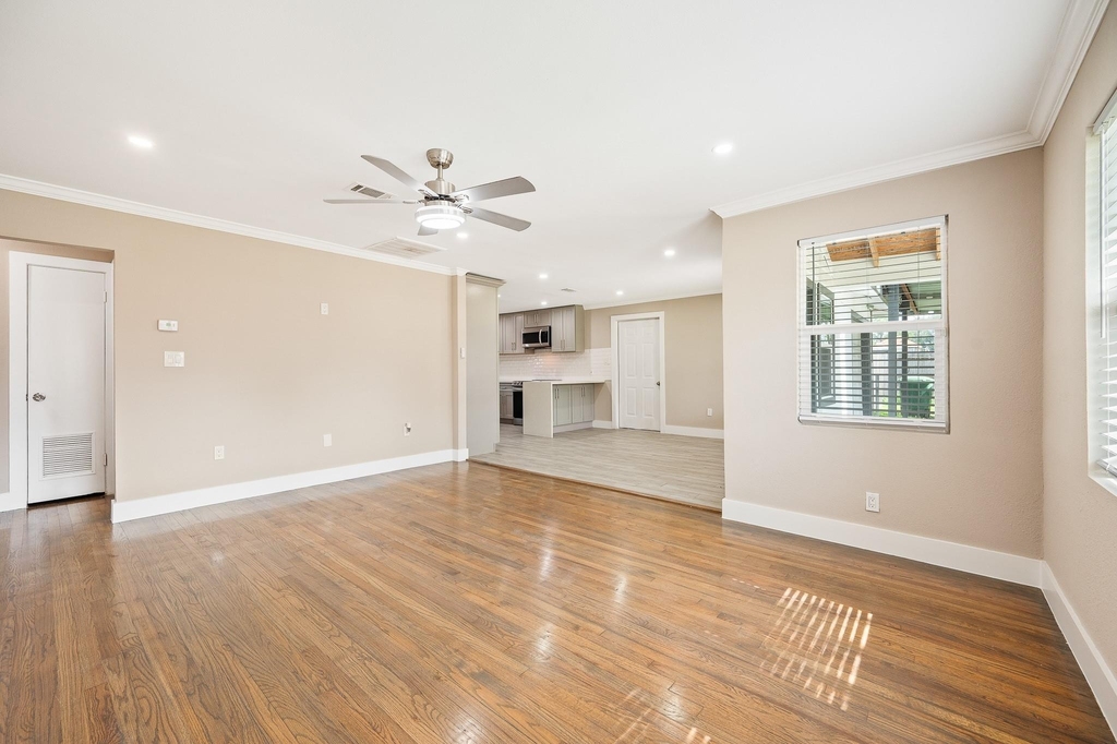 2222 Peppermill Road - Photo 15