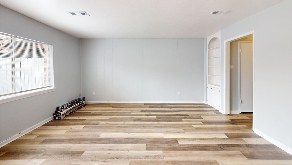 14147 Misty Meadow Lane - Photo 8