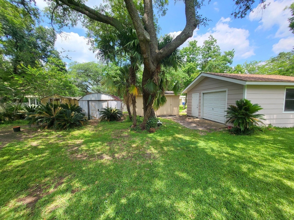 706 Maple St - Photo 34