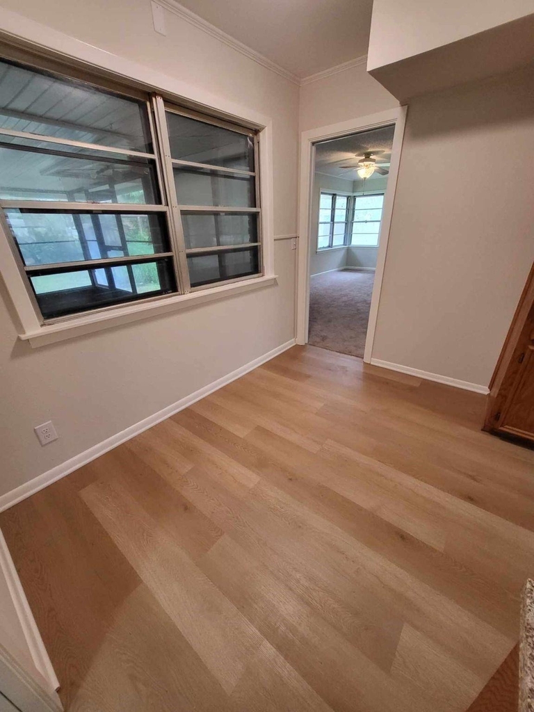 706 Maple St - Photo 14