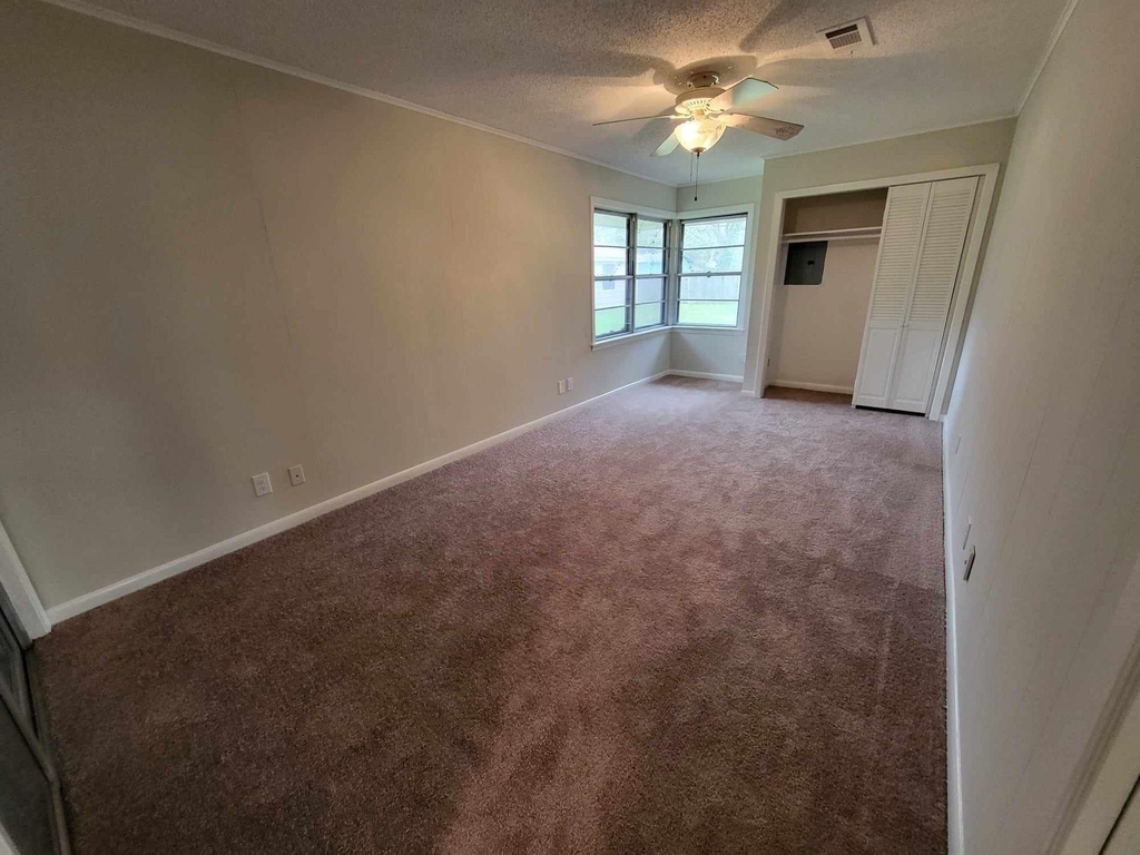706 Maple St - Photo 27