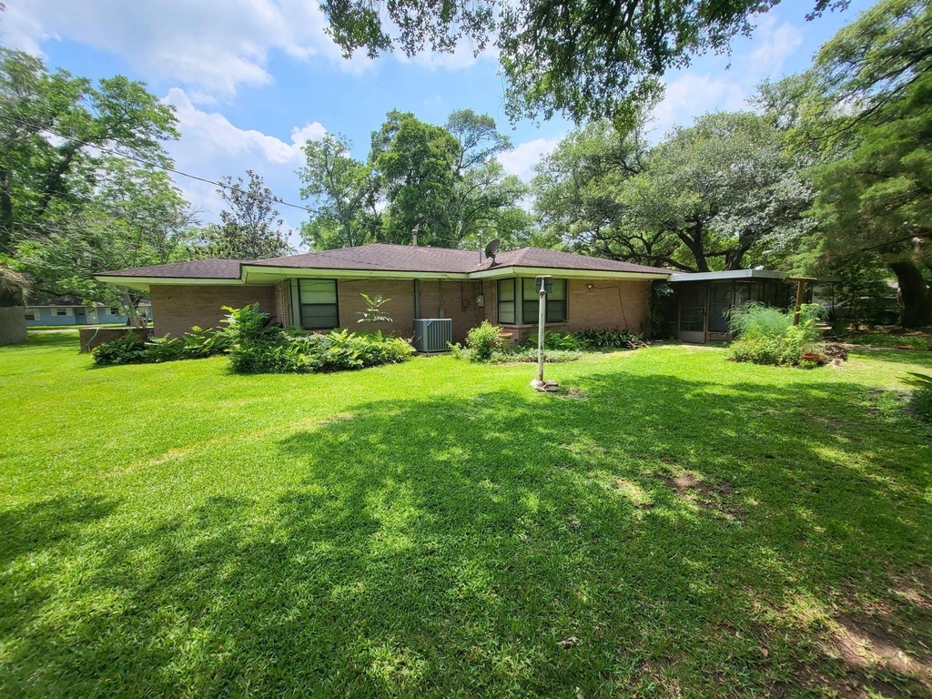 706 Maple St - Photo 32