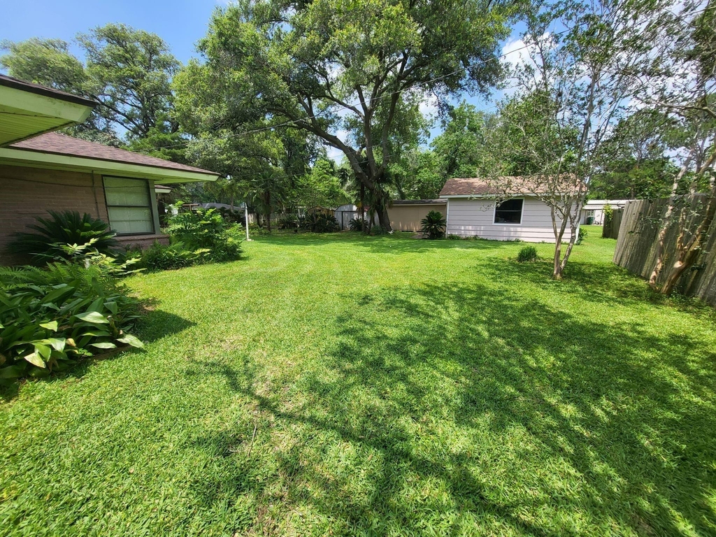 706 Maple St - Photo 33