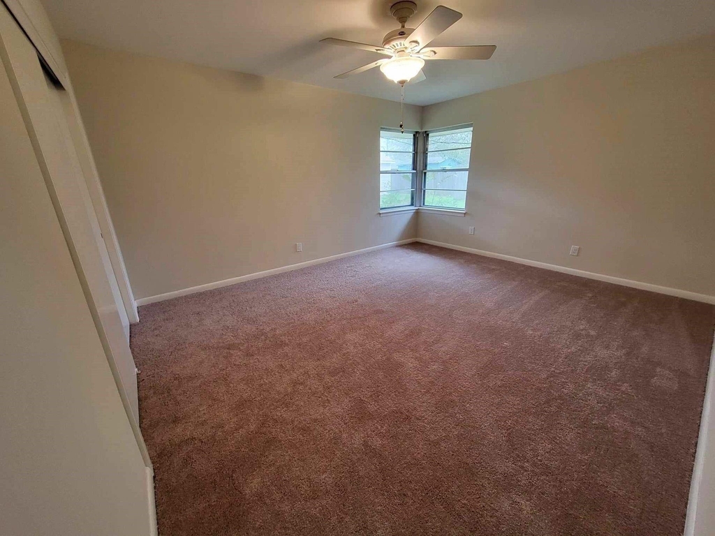 706 Maple St - Photo 19