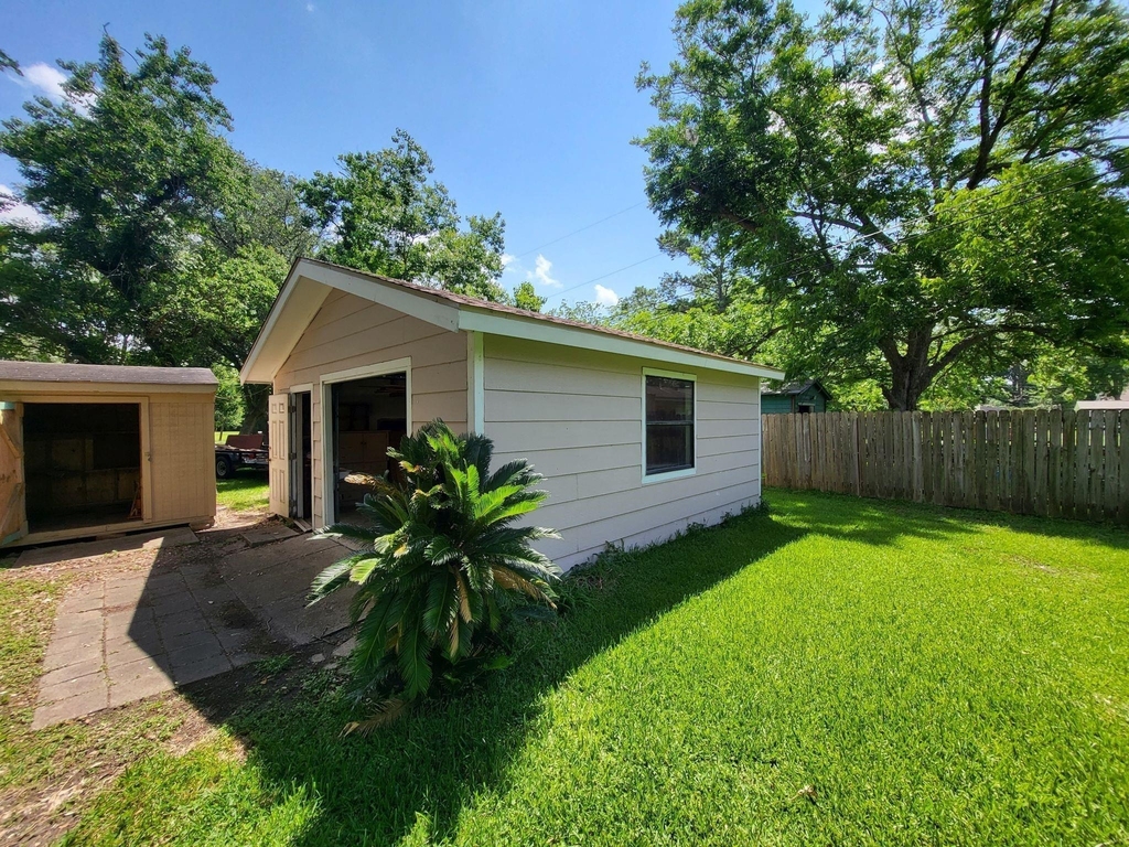 706 Maple St - Photo 35