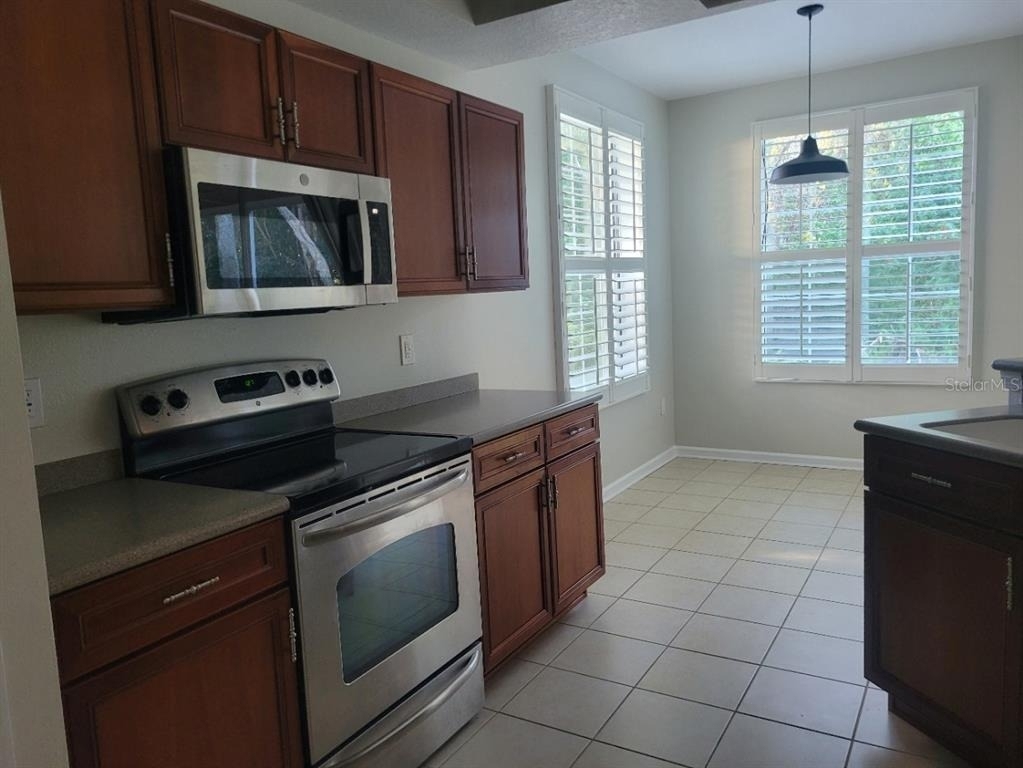 820 Lantern Way - Photo 18
