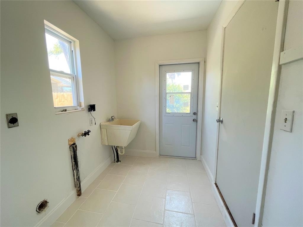 9 Jeff Road - Photo 10