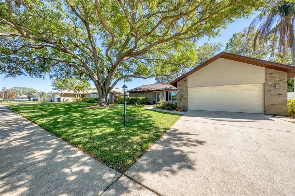 13964 106th Avenue - Photo 0