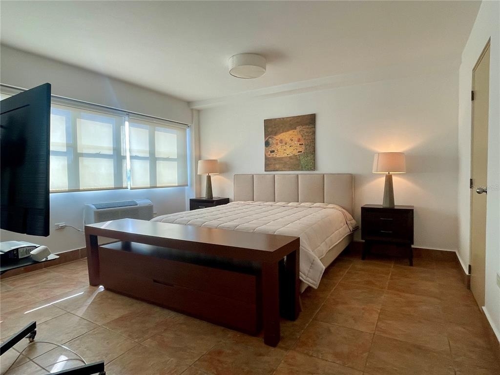Luciano 1124 Ashford Avenue - Photo 17