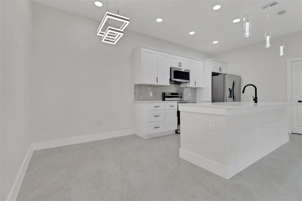 4503 15th Street Sw - Photo 6