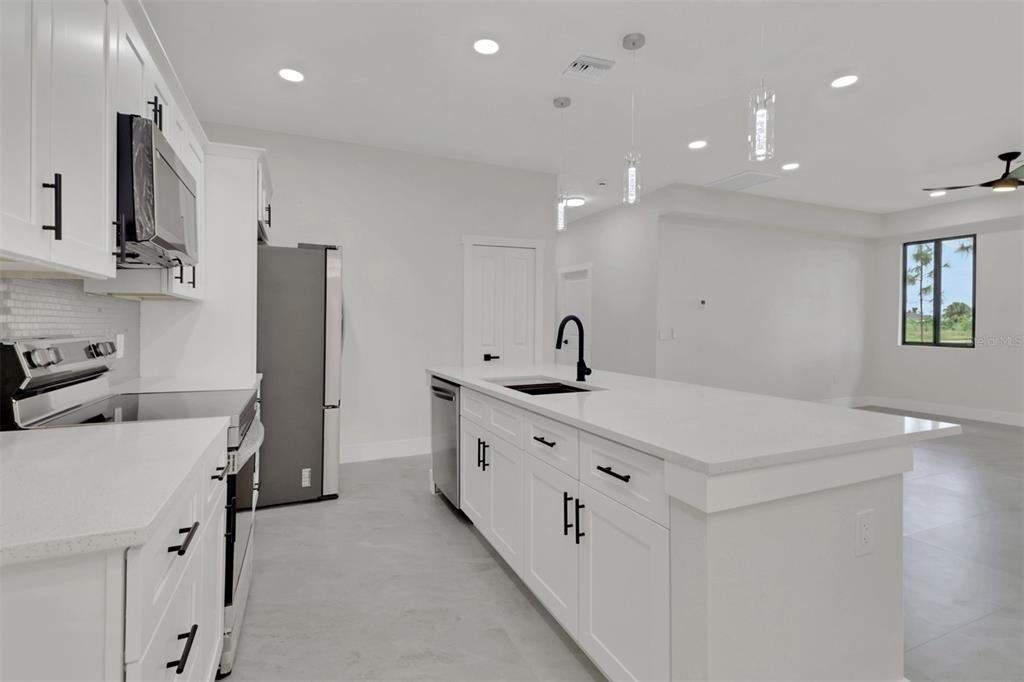 4503 15th Street Sw - Photo 10