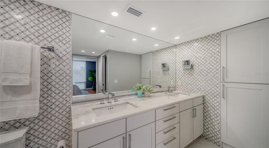 1111 N Gulfstream Avenue - Photo 14