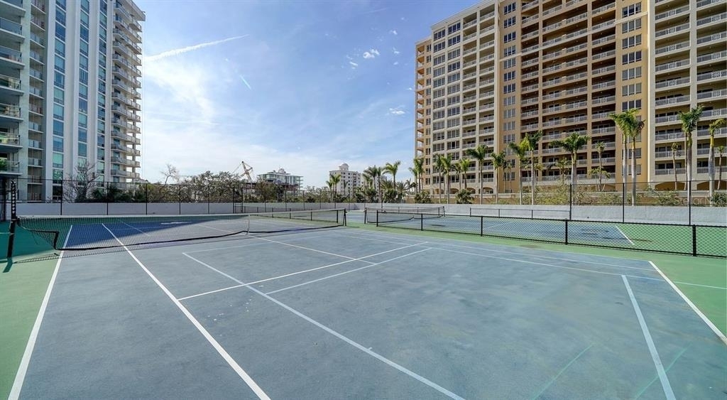 1111 N Gulfstream Avenue - Photo 32