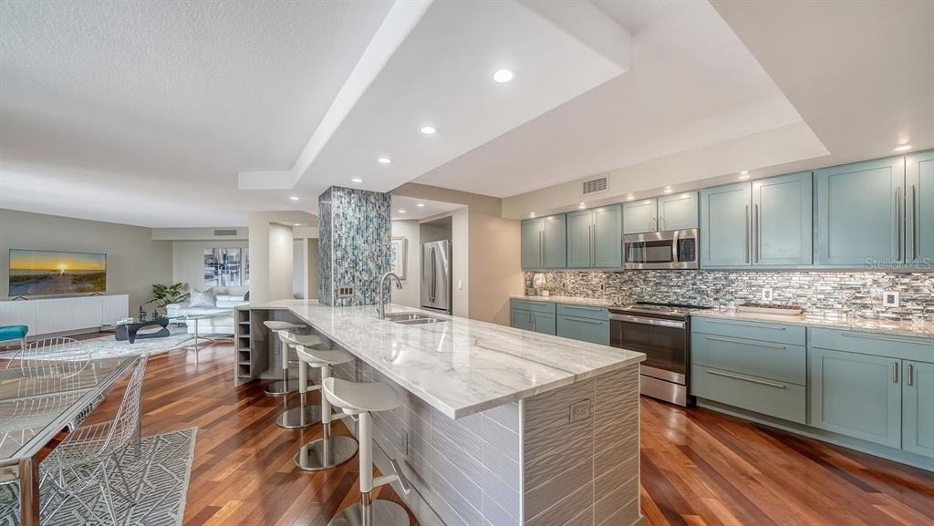 1111 N Gulfstream Avenue - Photo 4