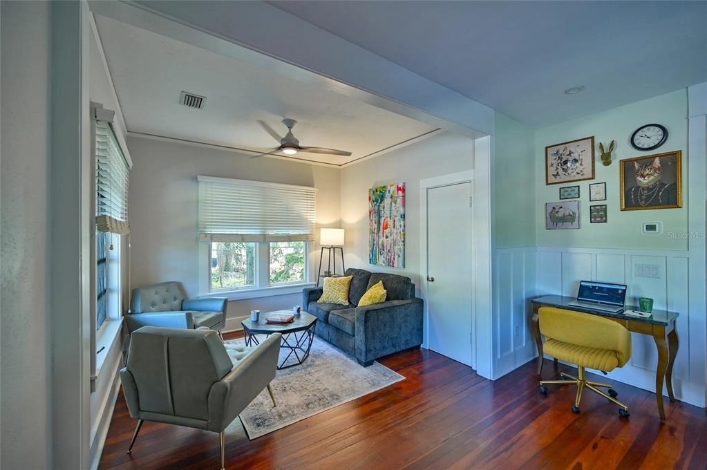 2408 Hillview Street - Photo 3
