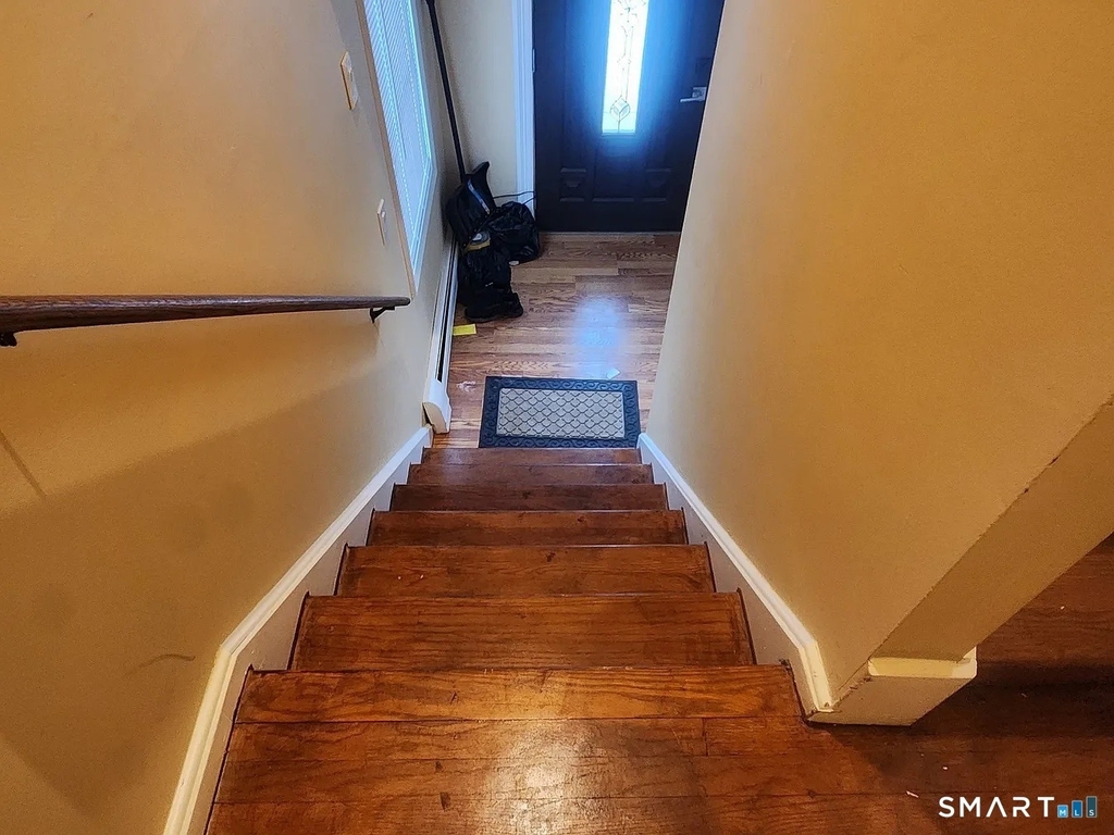 295 Bartlett Street - Photo 2