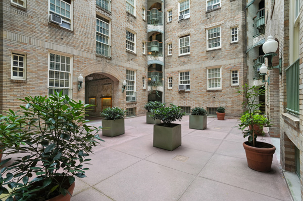 509 East 77th Street - Photo 5