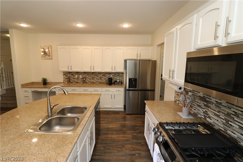 1417 Danielle Rebecca Avenue - Photo 29