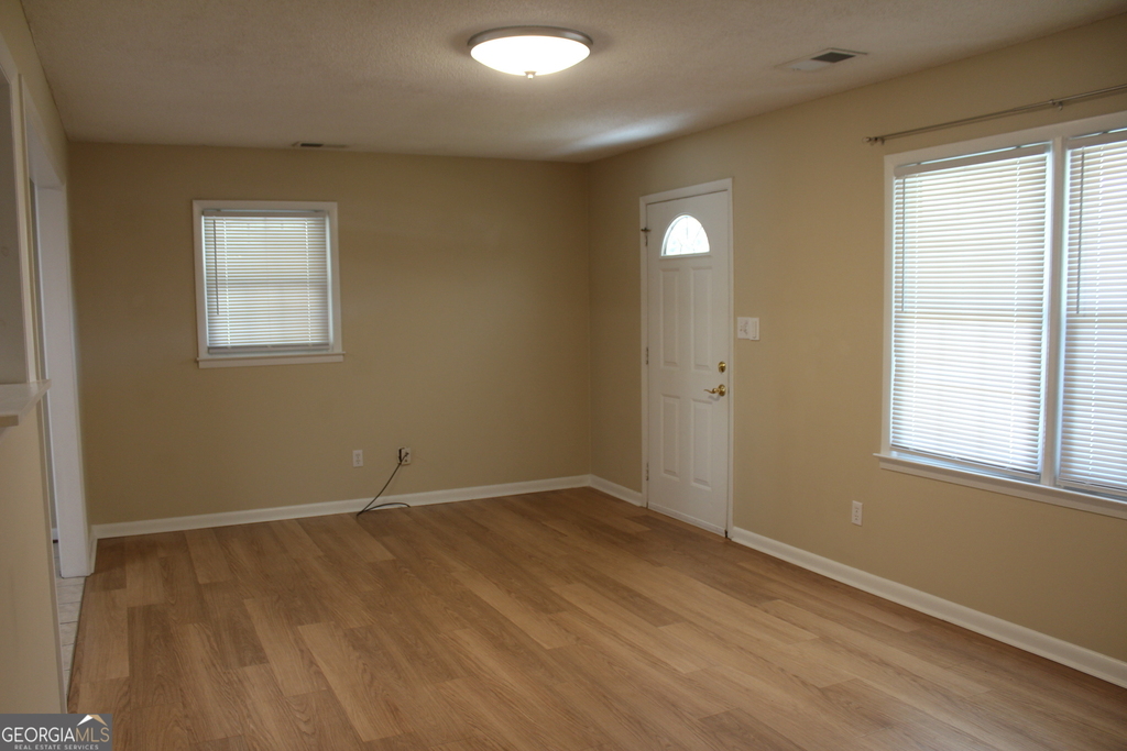128 Sandy Way - Photo 3